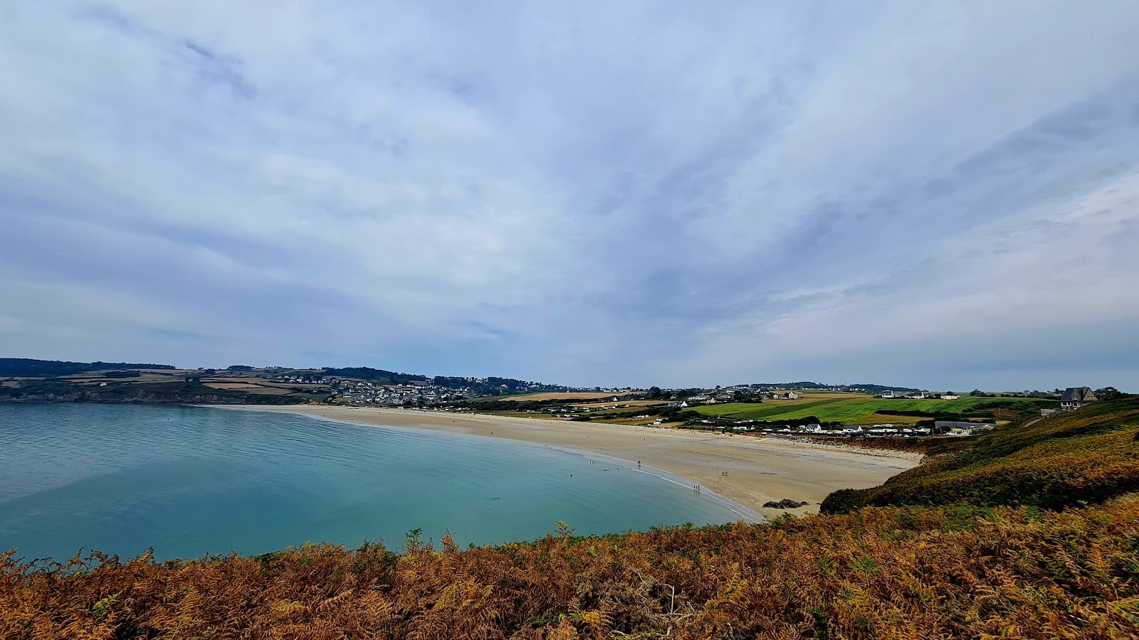 Pet-friendly hotels near Plage de Trez-Bellec, dog-friendly beach in Telgruc-sur-Mer, presqu'île de Crozon