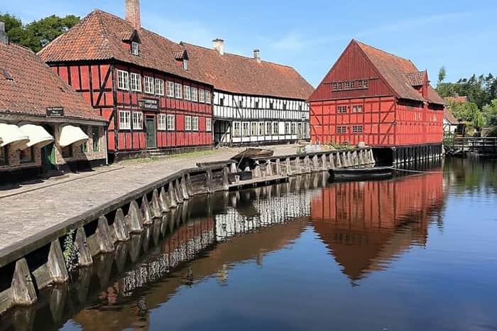 Den Gamle By (Old Town outdoor section)