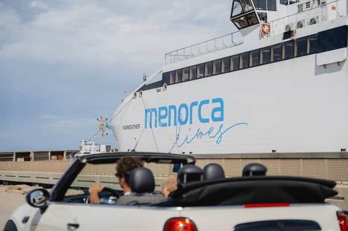 Ferry Port d'Alcúdia ↔ Ciutadella de Menorca (Iscomar/Trasmediterránea)