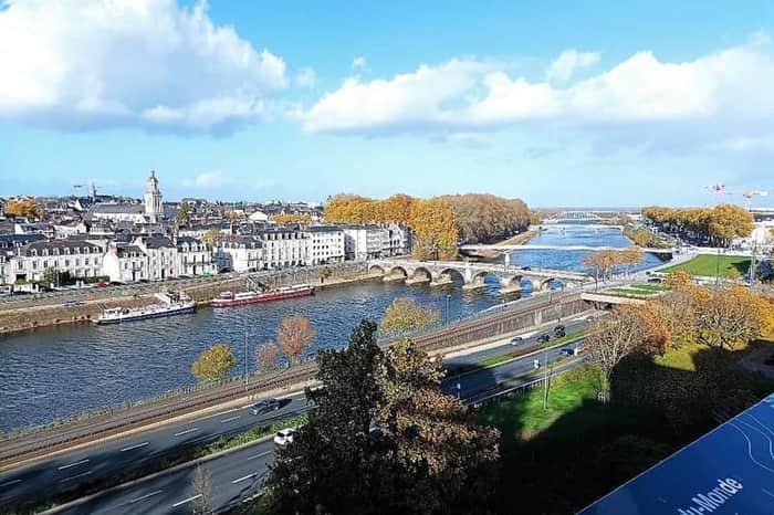 Bord de Maine (Cap Loire towpath)