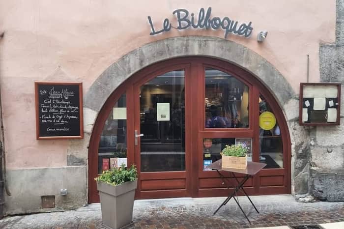 Le Bilboquet