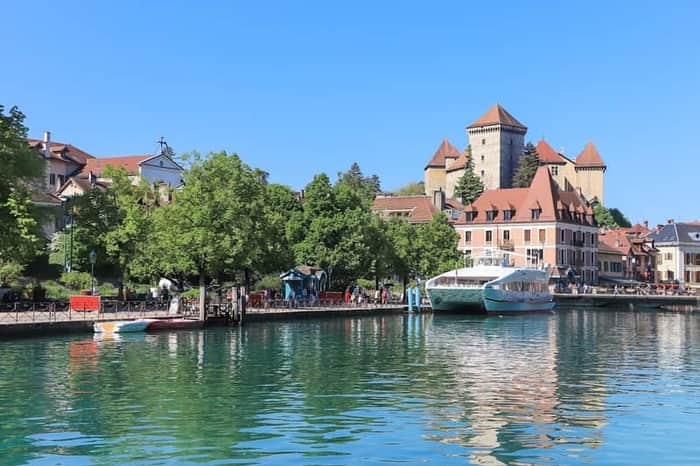 Compagnie des Bateaux Lake Cruises
