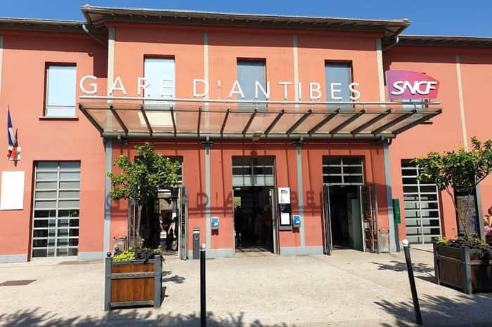 Gare SNCF d'Antibes