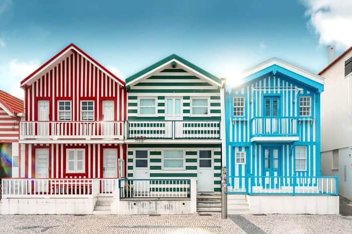 Costa Nova striped-house esplanadas