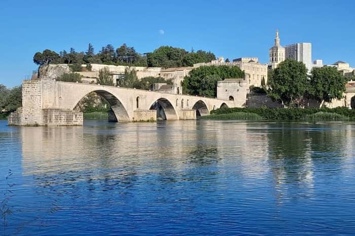 Pont Saint-Bénézet (Exterior View)