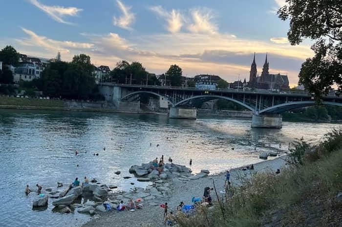 Wiese River Beaches
