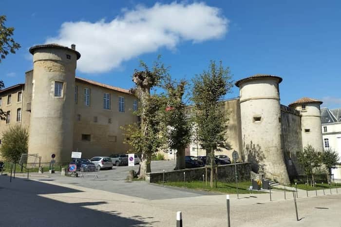 Walking the Vieux Bayonne and Petit Bayonne