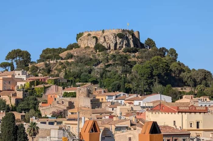 Castell de Begur (11th-century castle ruins)