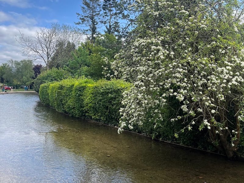 Bourton Village and the Low Bridges