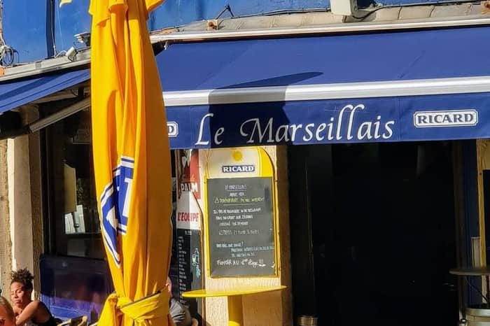 Place du Jeu de Balle Flea Market