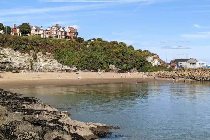 Jacksons Bay (Barry Island)
