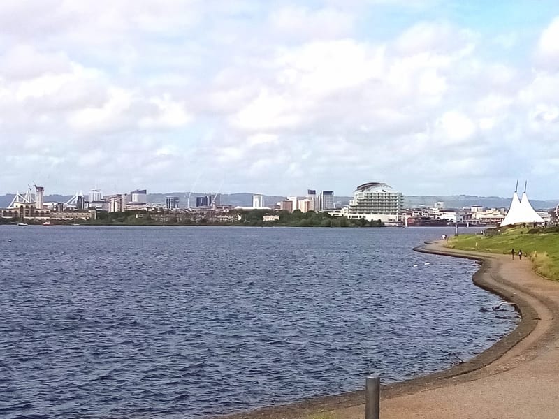 Cardiff Bay Barrage Walk & Cycle Path