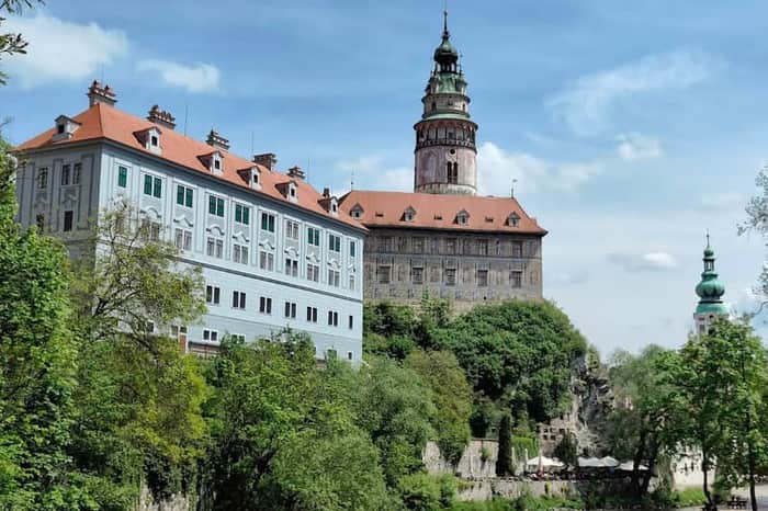 Český Krumlov Castle - outer courtyards & Cloak Bridge