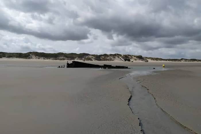 Plage de Leffrinckoucke and Fort des Dunes