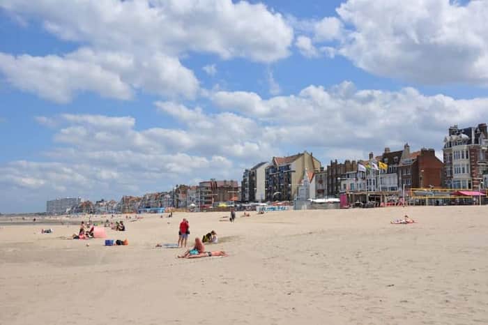 Plage de Malo-les-Bains and Digue de Mer