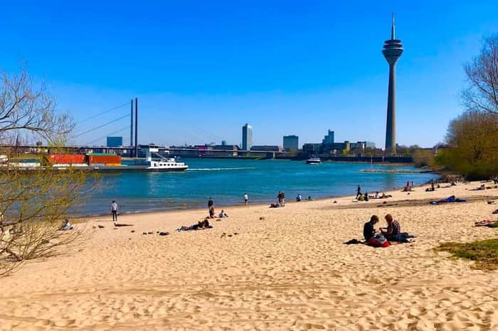 Paradiesstrand (Rhine beach)