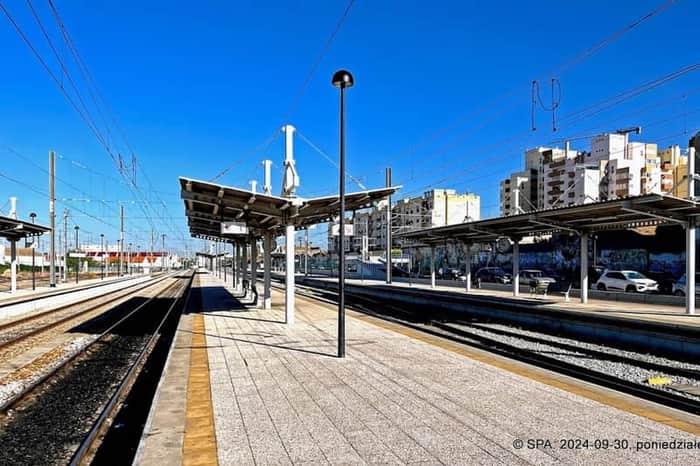 Comboios de Portugal (CP)