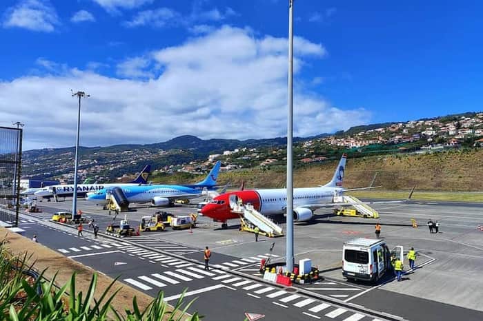 Madeira International Airport (FNC)