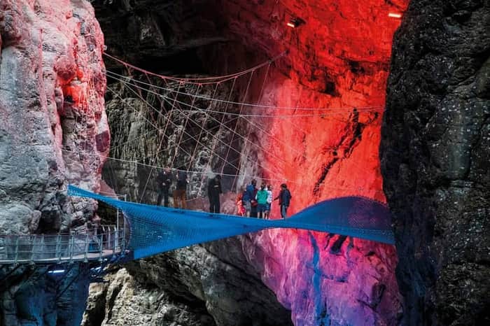Gletscherschlucht (Glacier Canyon)
