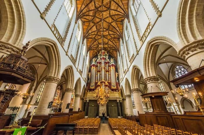 Grote Markt & Grote Sint-Bavokerk exterior