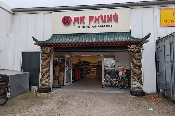 Mr. Phung Kitchen