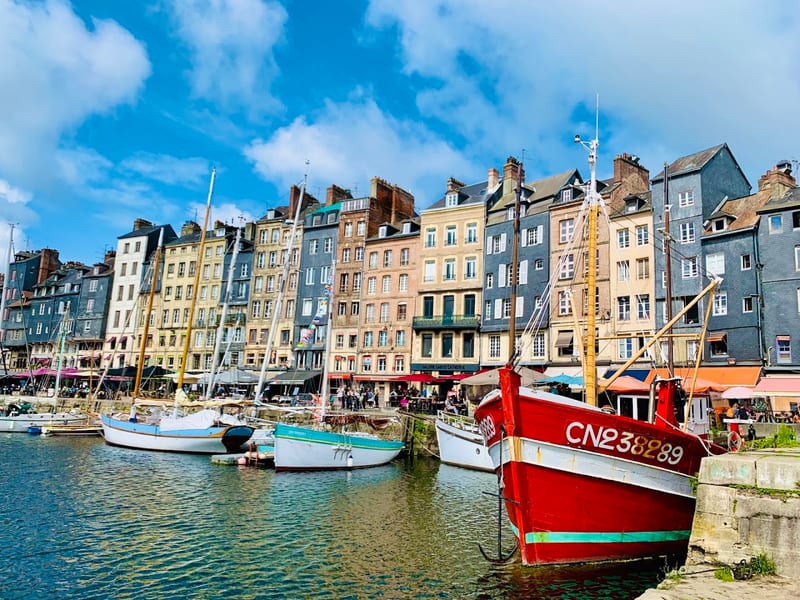 Vieux Bassin (Old Harbor)