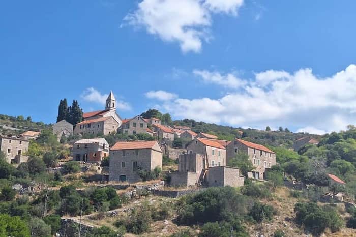 Velo Grablje Lavender Village & Trails