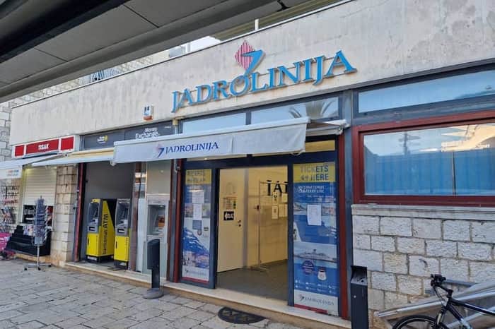 Jadrolinija Fast Catamaran Split↔Hvar Town