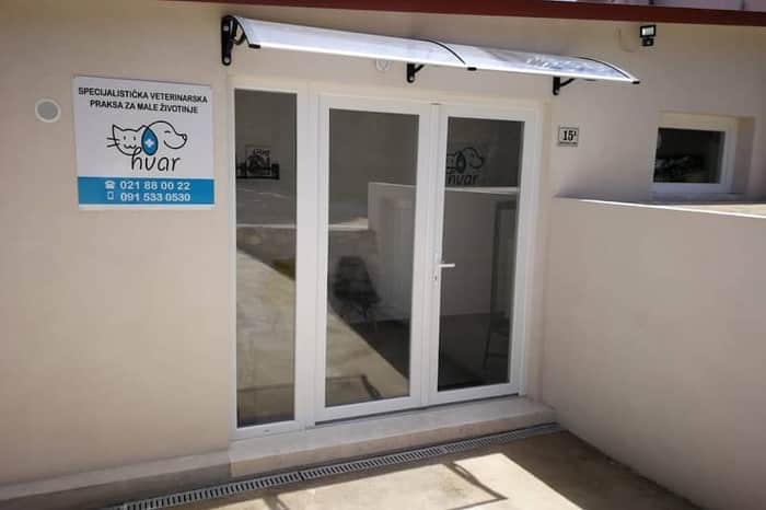Specijalistička veterinarska praksa za male životinje (Hvar Town)
