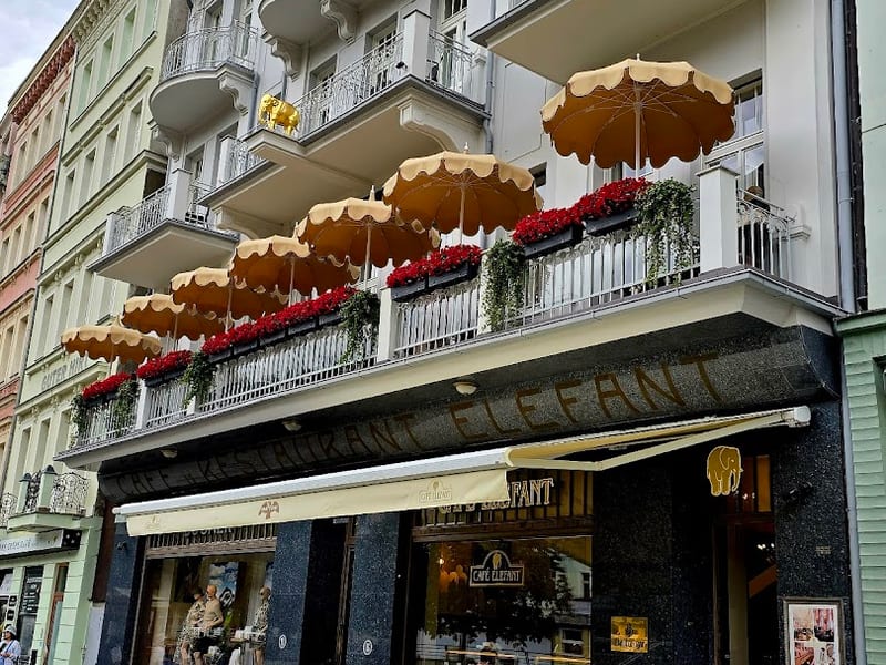 Café Elefant