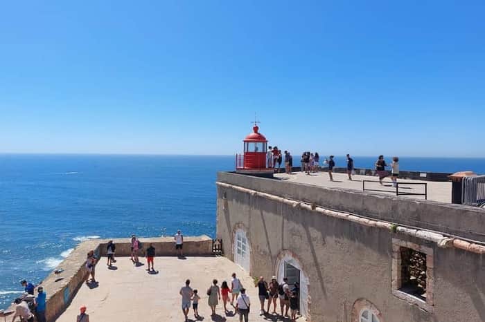 Forte de São Miguel Arcanjo lighthouse