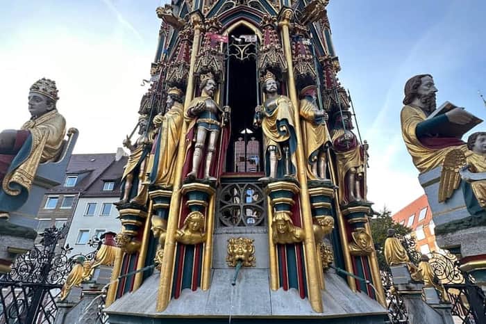 Hauptmarkt & Schöner Brunnen