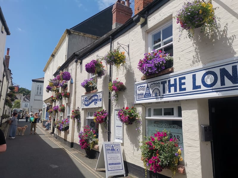The Golden Lion Inn