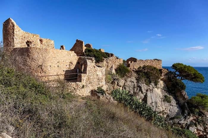 Castell de Sant Esteve de Mar (medieval clifftop ruins)