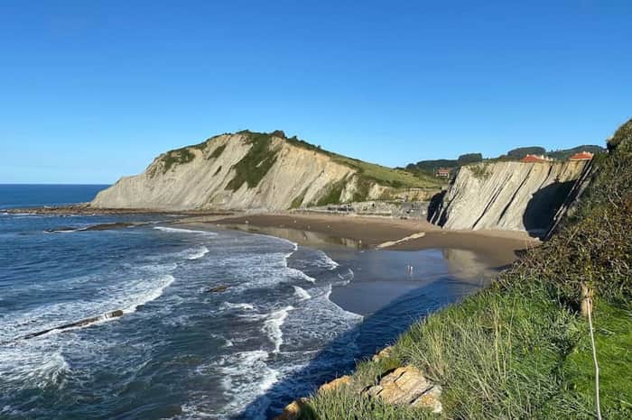 Itzurun Beach (Zumaia)