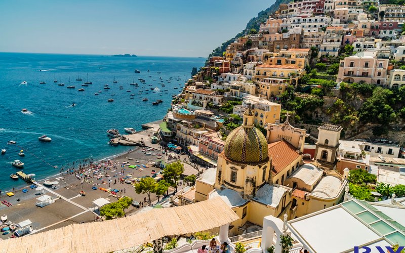 Positano internal shuttle bus