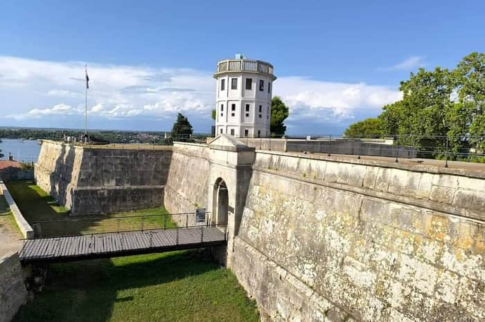 Kaštel Fortress & Historical Museum Hilltop