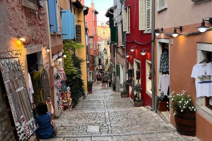 Stari Grad Peninsula Walking Loop