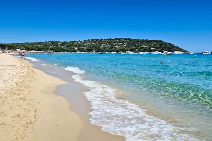 Plage de Pampelonne (public sections, off-season)