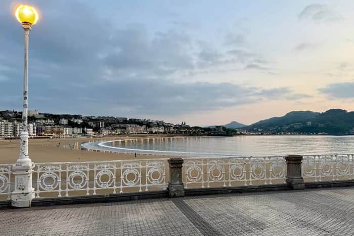 Paseo de La Concha Promenade