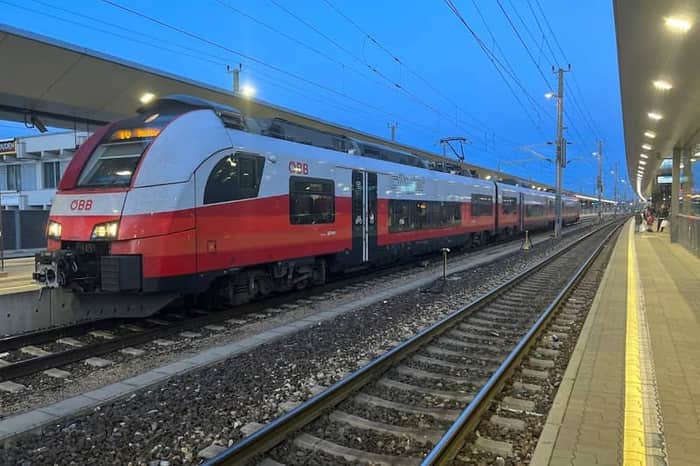 ÖBB Railjet (Sankt Pölten Hauptbahnhof)