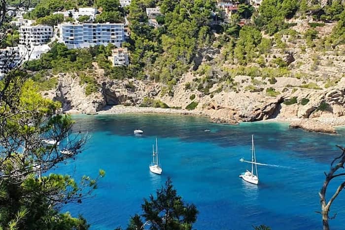 Cala Llonga