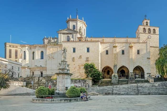 Catedral de Santander & Plaza Porticada