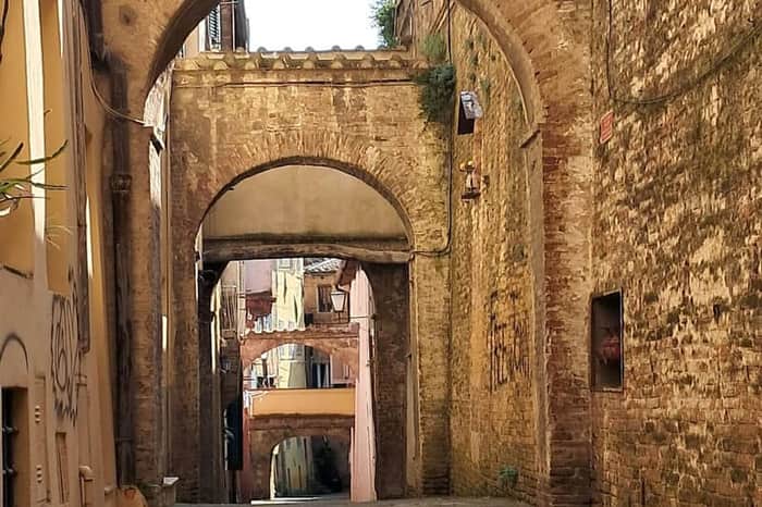 17 contrade contrada fountains and museums