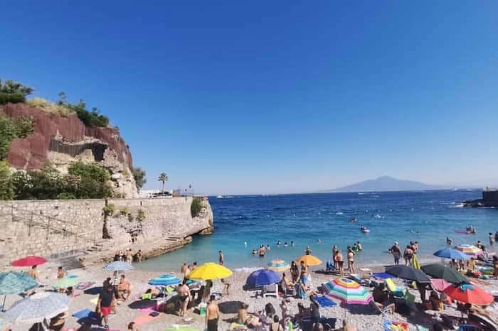 Marina di Puolo pebble beach