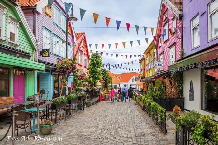 Fargegata (Colourful Street)