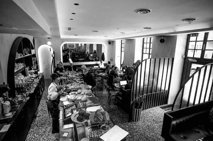 Café Saturnus