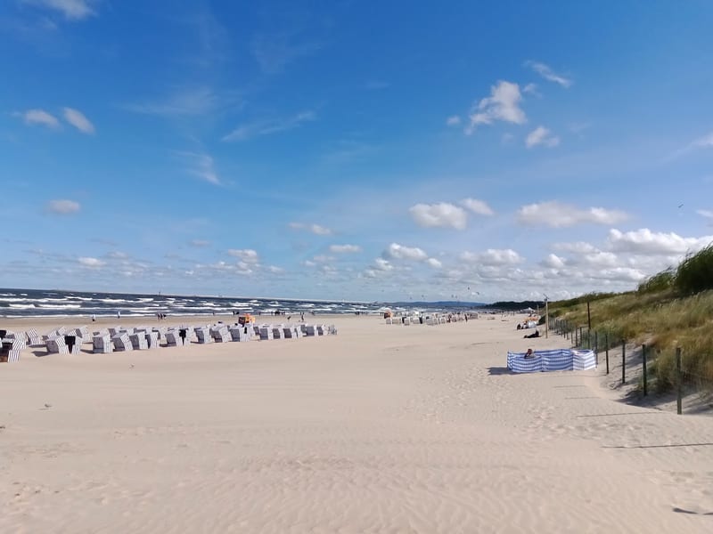 Plaza dla Psow (Dog Beach, entrance J, near Stawa Mlyny)