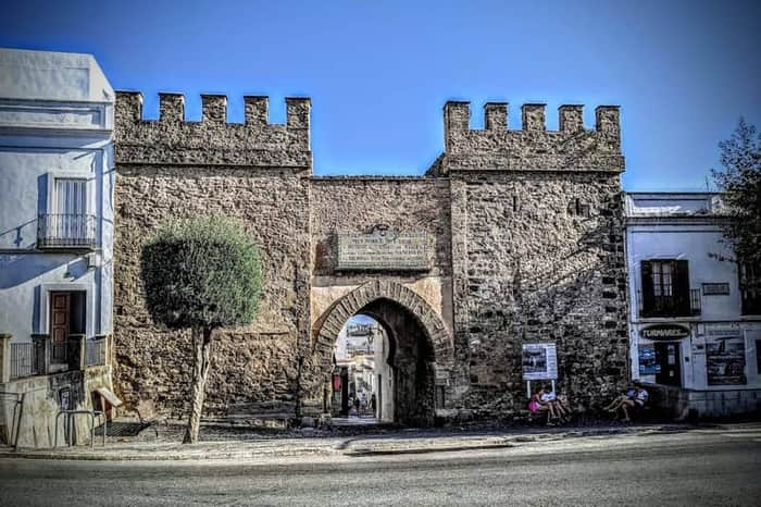Casco antiguo & Puerta de Jerez