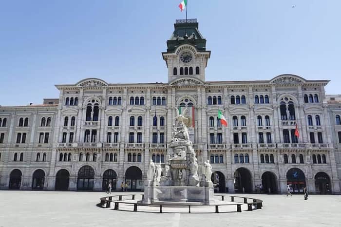 Piazza Unità d'Italia